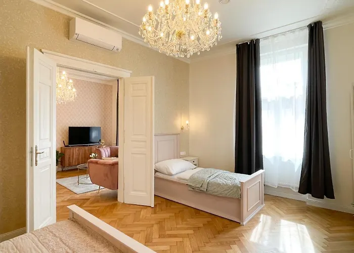 Apartahotel Stupartska Grand 4*