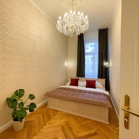 Stupartska Grand