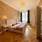 Stupartska Grand 4*