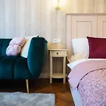 Stupartska Grand Apartmanhotel 4*