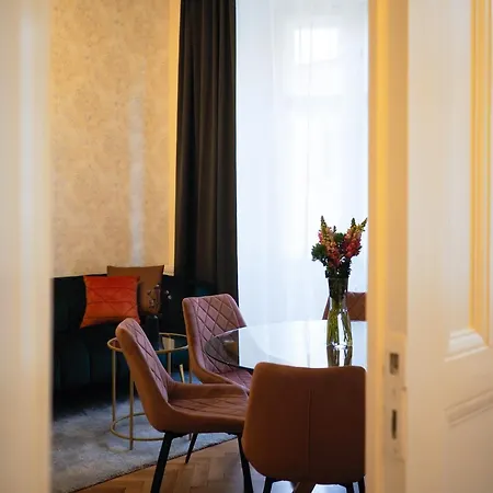Stupartska Grand 4*