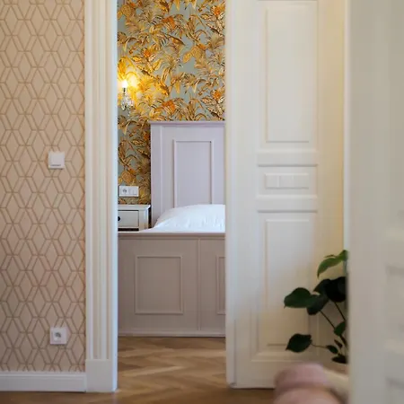 Aparthotel Stupartska Grand 4*