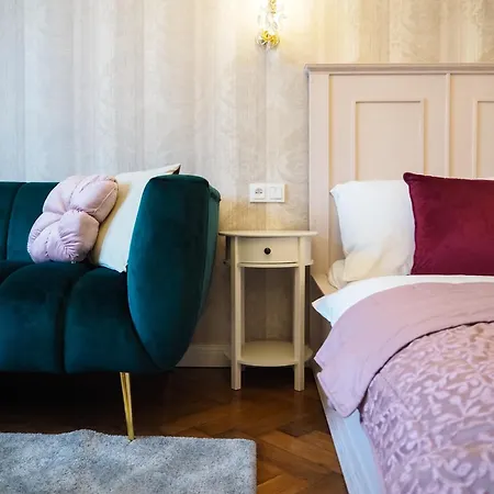 Stupartska Grand Aparthotel 4*