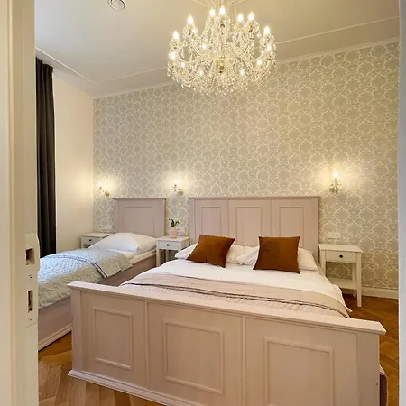 Stupartska Grand
